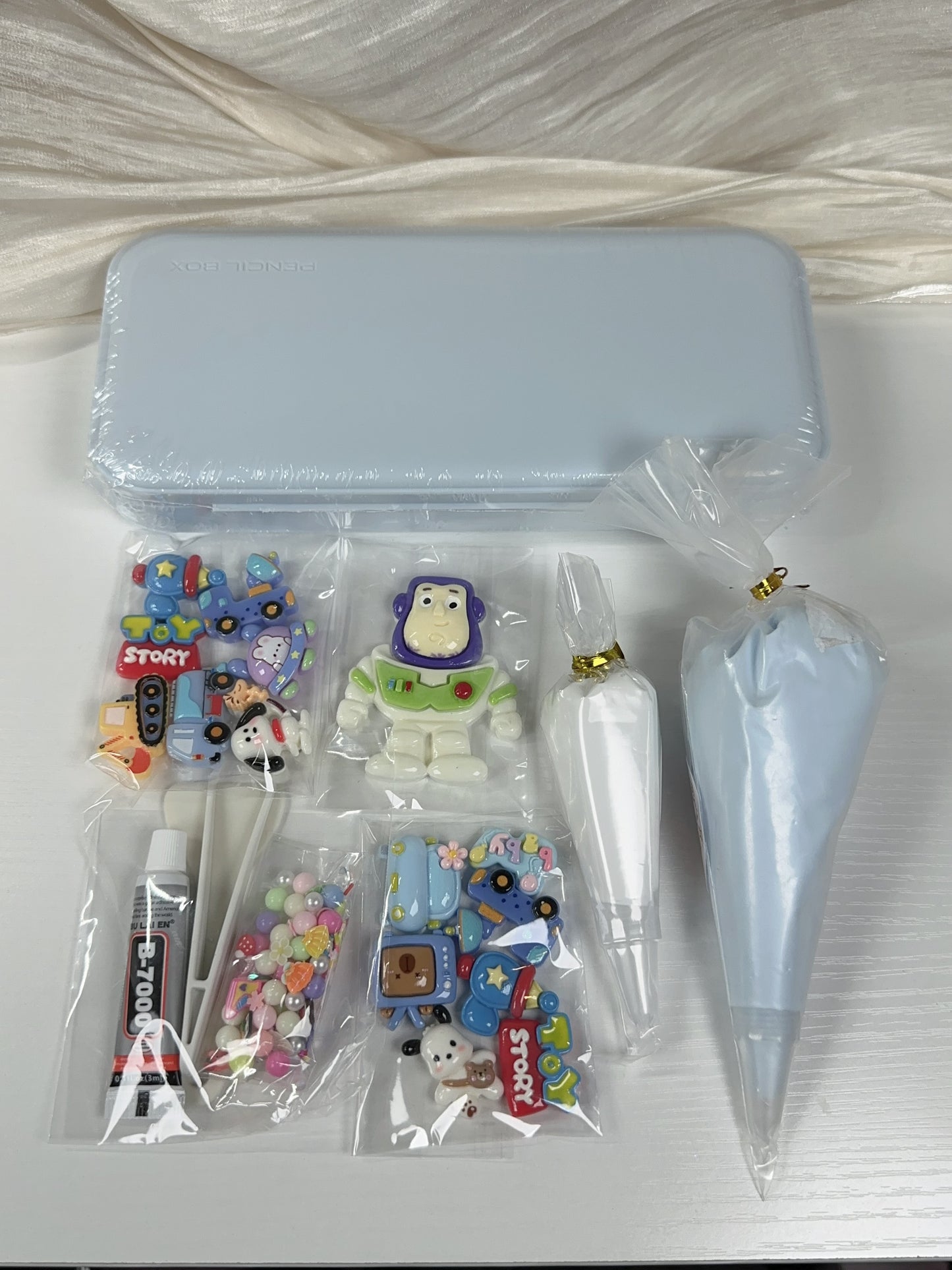 Decoden Pencil Case Kit