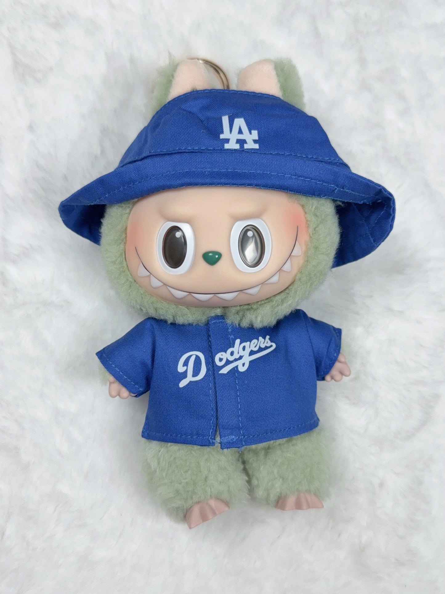 Dodger Outfit
