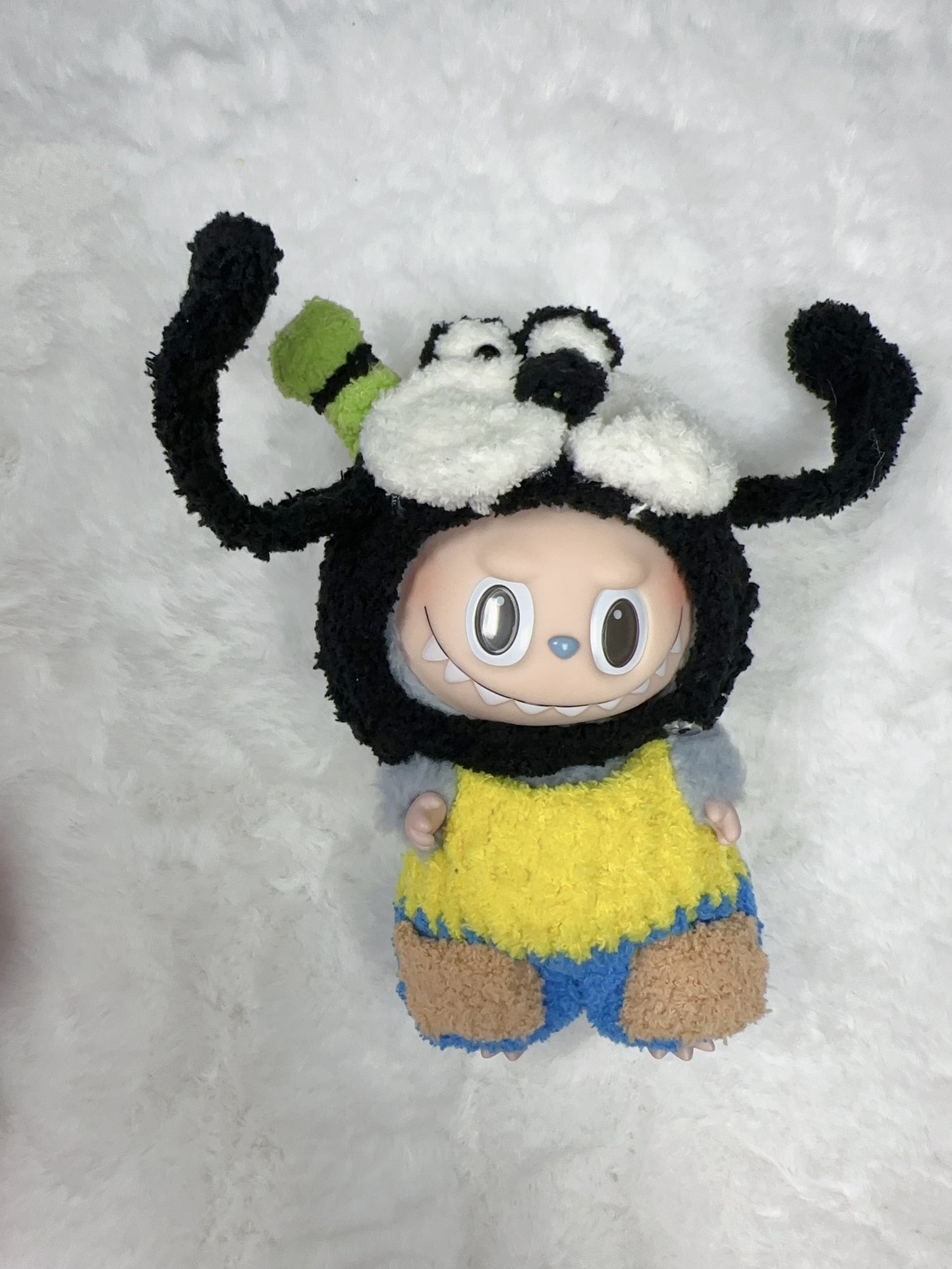 Goofy Knit Outfit￼